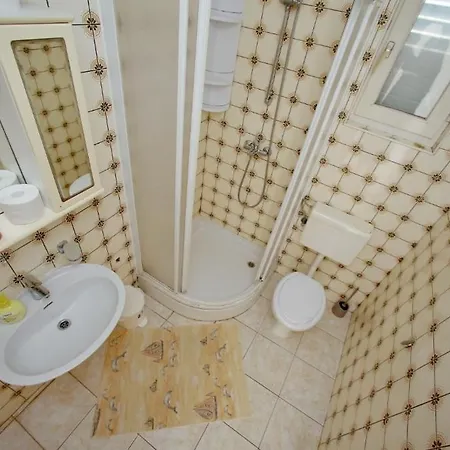 Apartment By The Sea Sukosan, Zadar - 16646