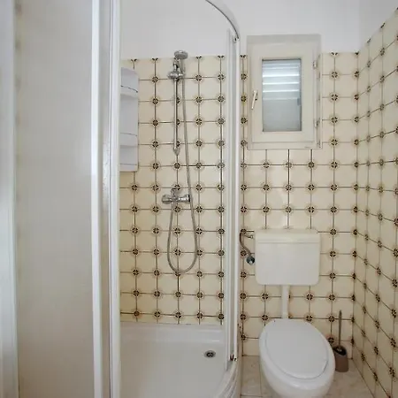 Apartment By The Sea Sukosan, Zadar - 16646 *